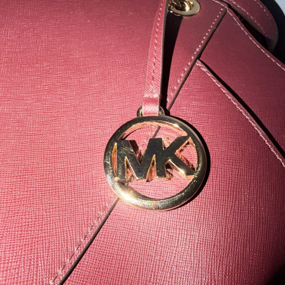 Michael Kors Jet Set Large Saffiano Burgundy Shoulder Bag - Picture 7 of 11